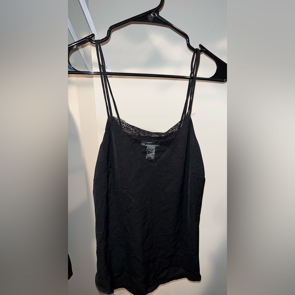 Lace Tanktop - Picture 2 of 2